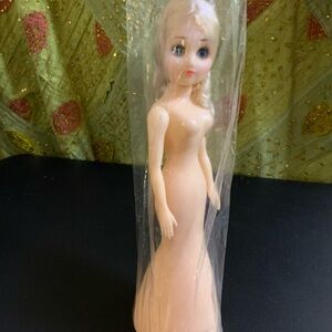 ⭐️ Vintage Doll #2 Blonde